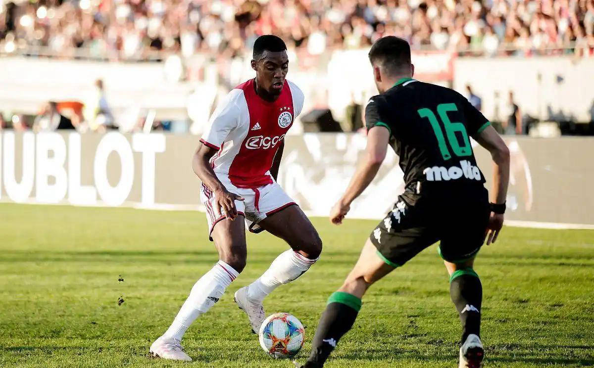 中的核心球 中的核心球