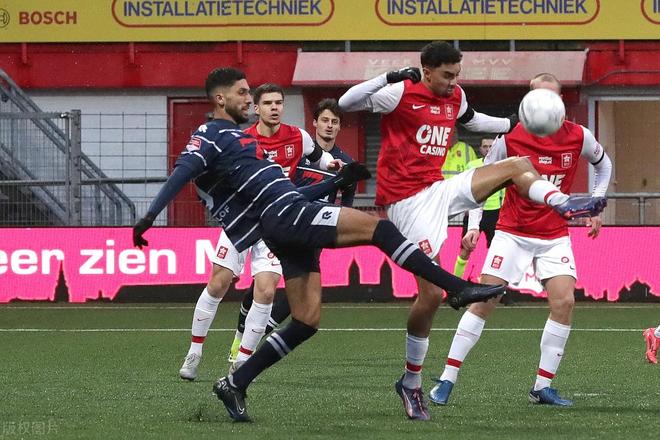 稳居积分榜 稳居积分榜