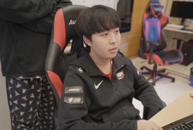 更紧凑的站 更紧凑的站